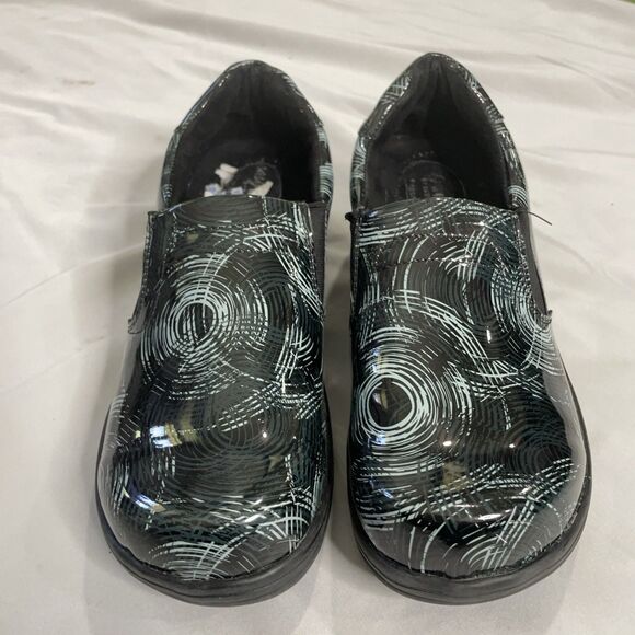 Easy Works Nurse Shoes 8M Women’s Black Slip Resistant Clogs Work Comfort unique - Picture 5 of 9